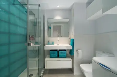 Un baño de Frontline with Blue Views