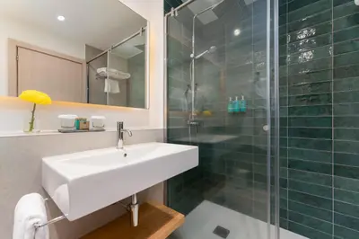 Un baño de Hotel LIVVO Puerto de Mogán