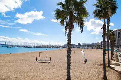 Playa de o cerca de este apartamento