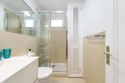 Un baño de Living Las Canteras Homes - BEACH HOME