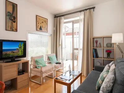 Una televisión o centro de entretenimiento en Vista Dunas Maspalomas Casa Verde by VillaGranCanaria
