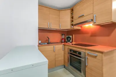 Una cocina o zona de cocina en My Home by the Sea