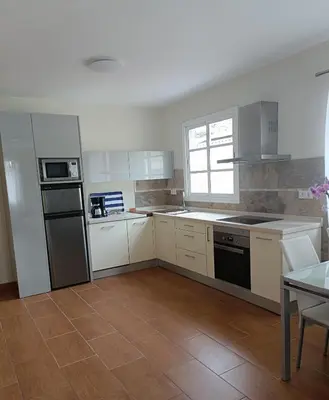 Una cocina o zona de cocina en Mogan Sol