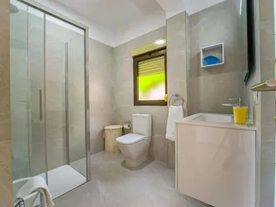 Un baño de Villa GUACIMARA