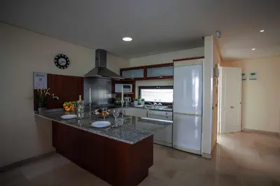 Una cocina o zona de cocina en Mirador del Mar Villas