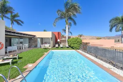 Piscina en o cerca de Specialodges by VillaGranCanaria