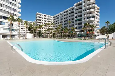 Piscina en o cerca de Central and functional
