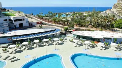 Piscina en o cerca de Gran Amadores