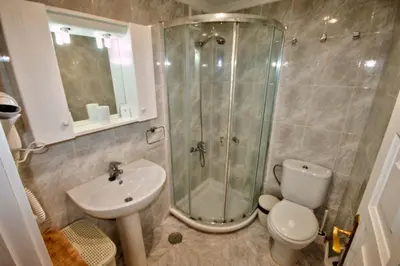 Un baño de Bonito Apartamento 105 by CASAS COCODRILO