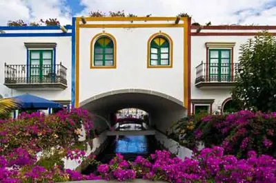 Jardín al aire libre en bonito apartamento 106 by CASAS COCODRILO