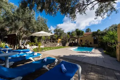 Piscina en o cerca de Bohemian Hideaway Finca - 2 unique houses with shared pool