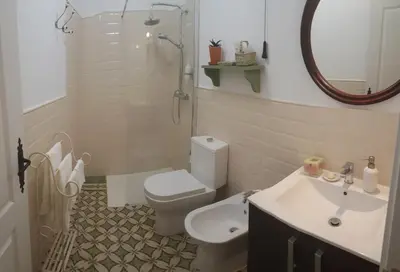 Un baño de Los Canaritos
