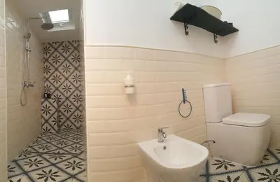 Un baño de Los Canaritos