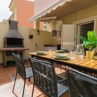 Velas 81 Meloneras 2 terrazas BBQ y piscina