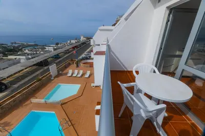 Piscina en o cerca de Apartamentos LIVVO Puerto Bello