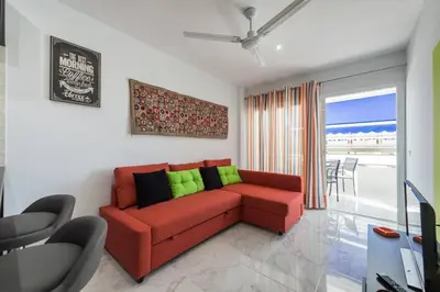 Zona de estar de 5 min walk from Yumbo 208