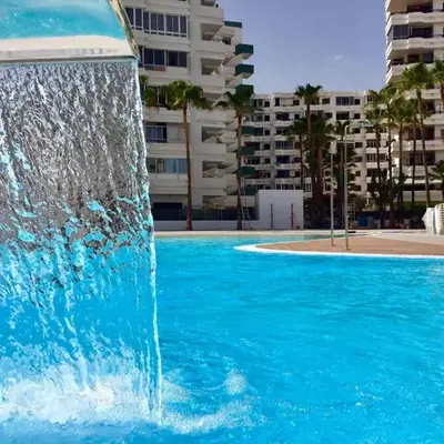 OHMYHOST360 - Sunny Home Holidays