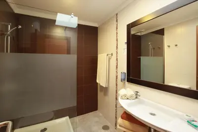 Un baño de Grupotel Playa Feliz