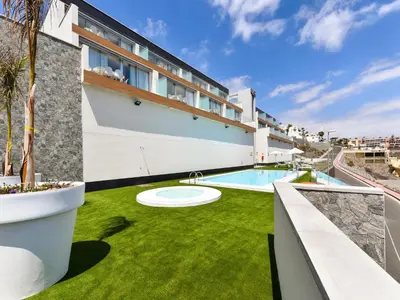Piscina en o cerca de Penthouse Beyond Amadores by VillaGranCanaria