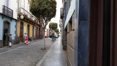 Clientes alojados en Calle Pérez Galdós 20