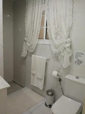 Un baño de Calle Pérez Galdós 20
