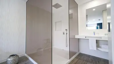 Un baño de Seven Hotel & Wellness - Gay Men Only