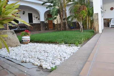 Jardín al aire libre en Bonita casa cálida para el relax con wifi