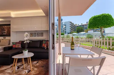 Un balcón o terraza de Modern & Elegant Loft