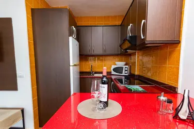 Una cocina o zona de cocina en Taidia Friendly Holiday Home