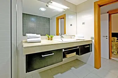 Un baño de Salobre Vista Golf 19
