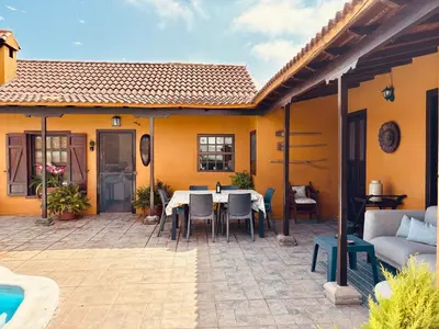 Un patio o zona al aire libre en Casa Rural Ca'Chispita