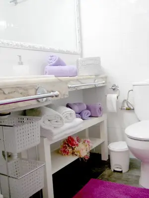 Plano de Malibu apartamento con campo de tennis y piscina con solarium