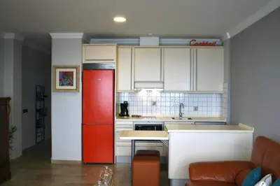 Una cocina o zona de cocina en Las Canteras Beach