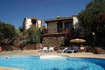 Piscina en o cerca de Casa Rural El Olivar - La Almazara