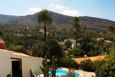 Vista general de una montaña o vista desde the country house