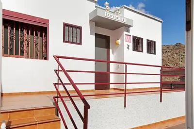 Un balcón o terraza de Spacious villa with private pool in Mogán