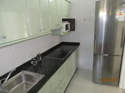 Una cocina o zona de cocina en Bungalow Los Melocotones