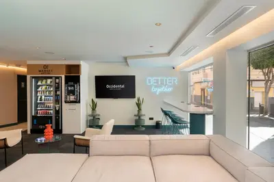 Una televisión o centro de entretenimiento en Occidental Las Canteras