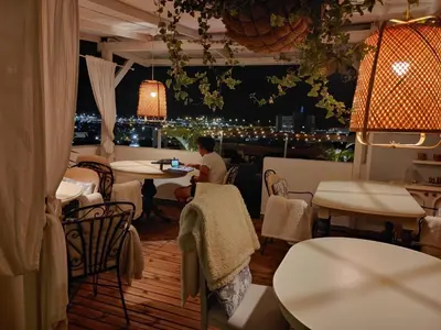 Un restaurante o sitio para comer en Casa Doramas VV