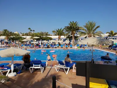 Piscina en o cerca de Apartamentos Playa Feliz