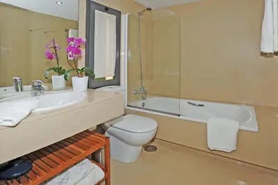 Un baño de Salobre Los Lagos 10