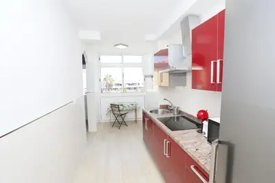 Una cocina o zona de cocina en Masvacation La Rosaleda 3Room,Parking