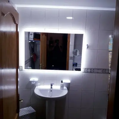 Un baño de Vivienda FRALEMAR Arinaga.