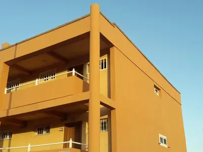 Edificio en el que se encuentra el apartamento