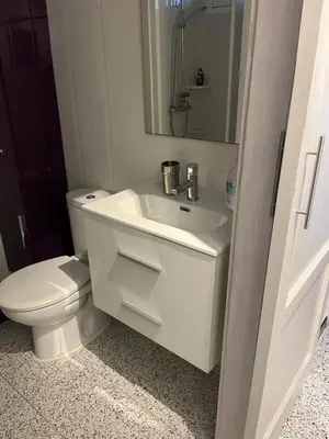Un baño de 5 min walk from Yumbo 216