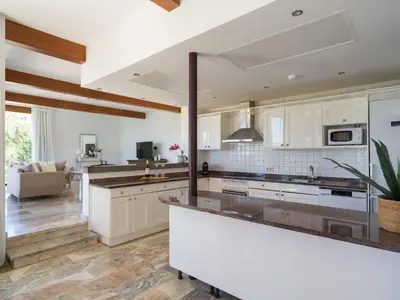 Una cocina o zona de cocina en Tauro Villas