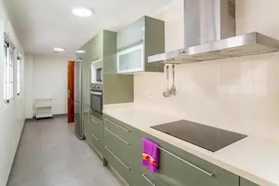 Una cocina o zona de cocina en Ciudad Jardín Las Palmas GC
