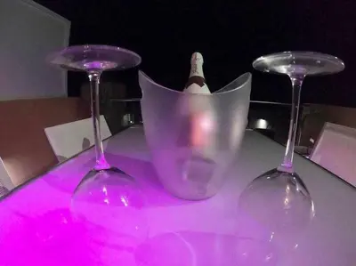Plano de Apartamento con diseño moderno y piscina Taurito