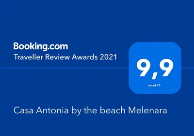 Certificado, premio, señal o documento que está expuesto en Casa Antonia by the beach Melenara