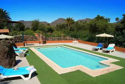 Piscina en o cerca de Casa Rural La Fuente de la Flora